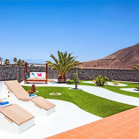 Villa Sara's *